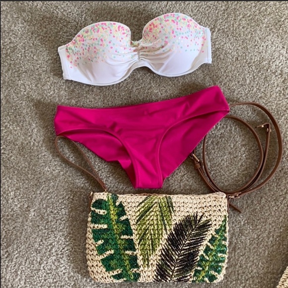 Crossbody 🏝 wristlet straw bag ☀️ - Picture 13 of 15